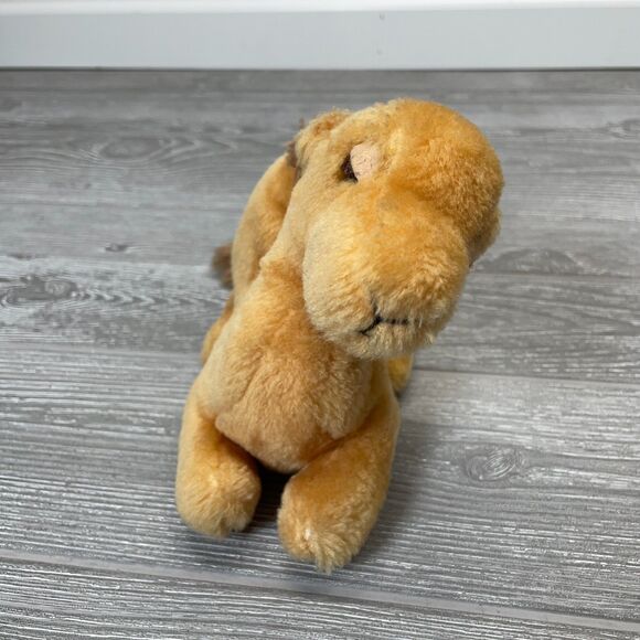 Vintage 1978 Dakin Camel Plush Tan Laying Relaxing Desert Egypt Stuffed Animal - Picture 3 of 10